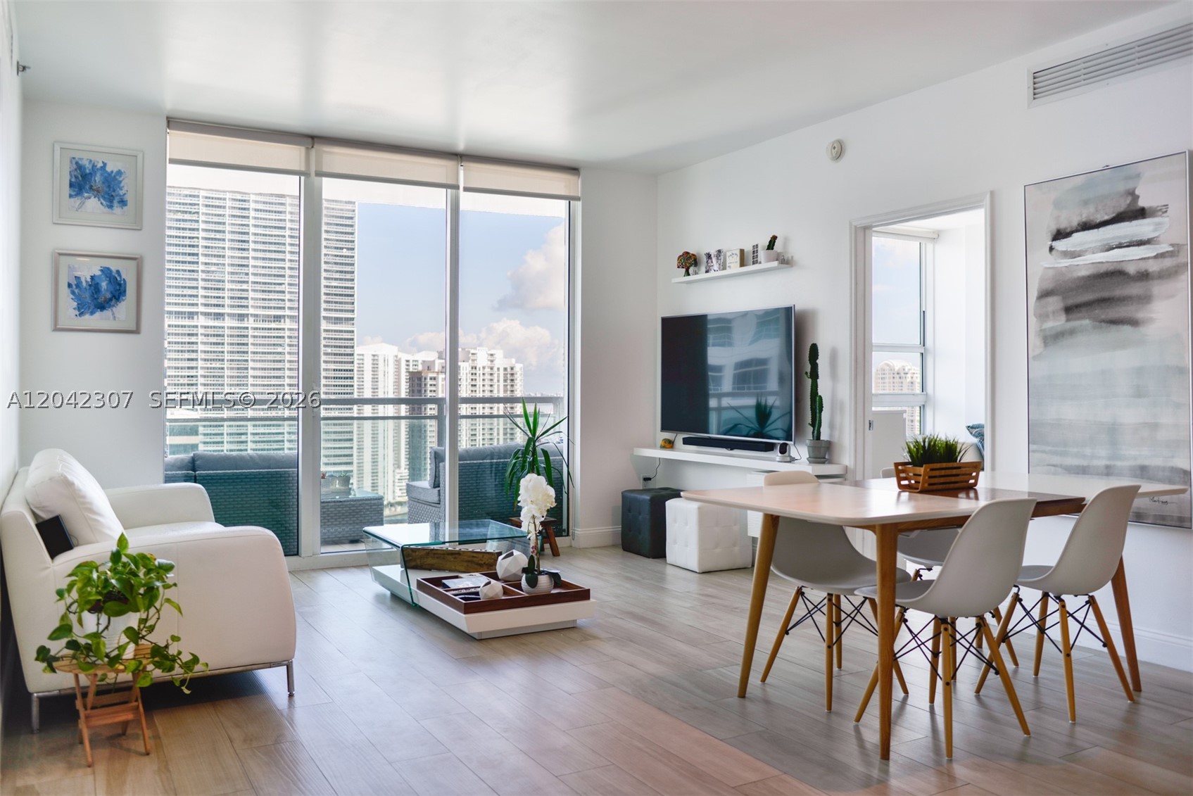 image The Plaza on Brickell East7
