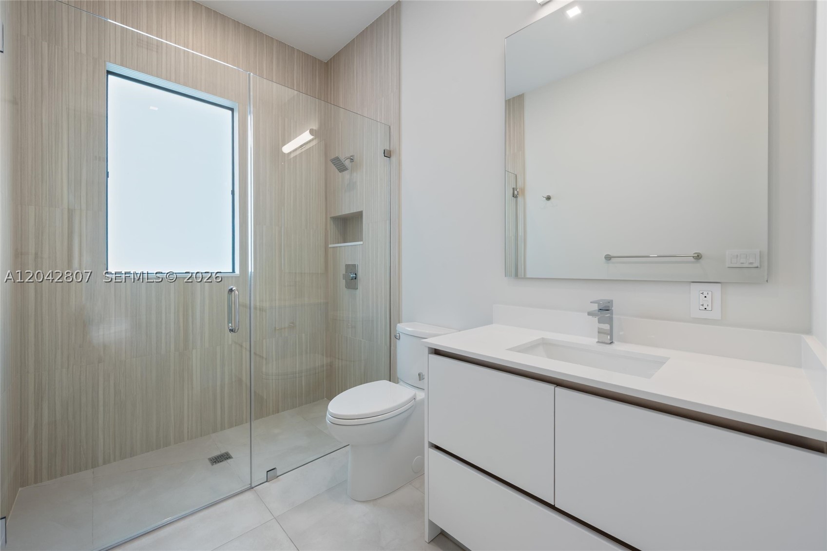 2747 SW 23rd Ter Miami, FL 33145
