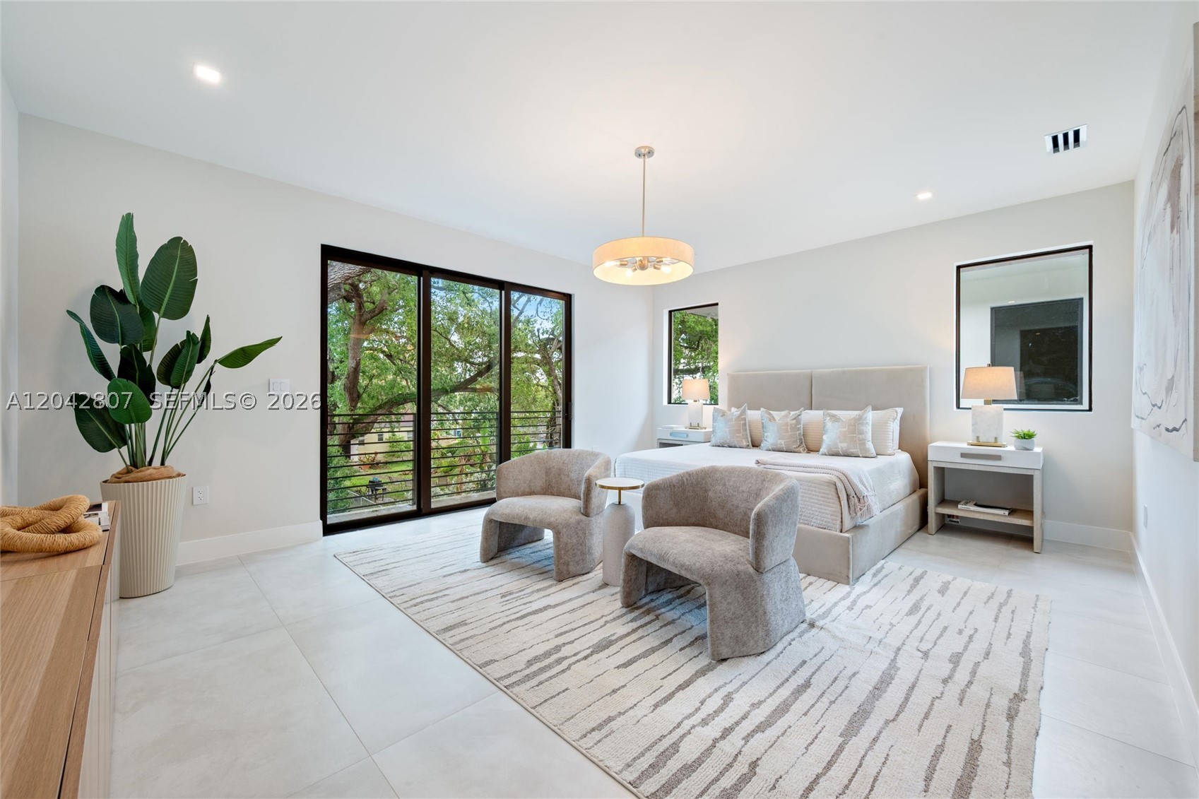 2747 SW 23rd Ter Miami, FL 33145