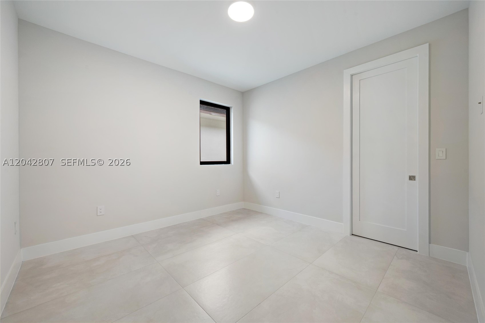 2747 SW 23rd Ter Miami, FL 33145