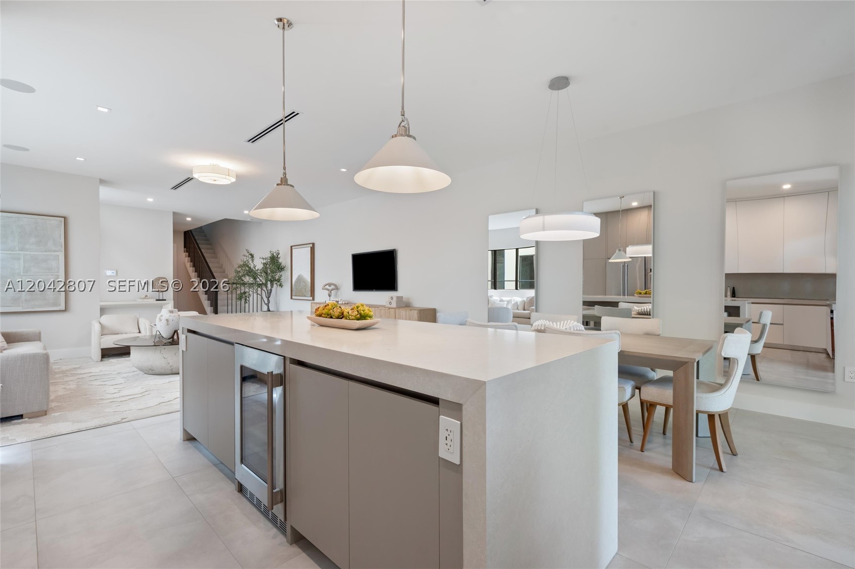 2747 SW 23rd Ter Miami, FL 33145