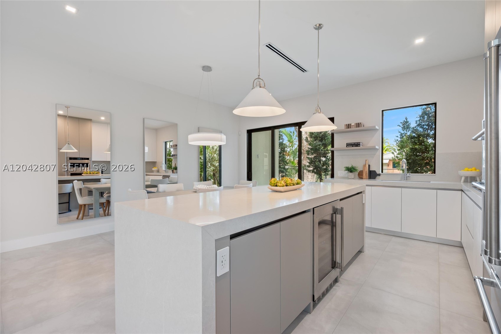 2747 SW 23rd Ter Miami, FL 33145