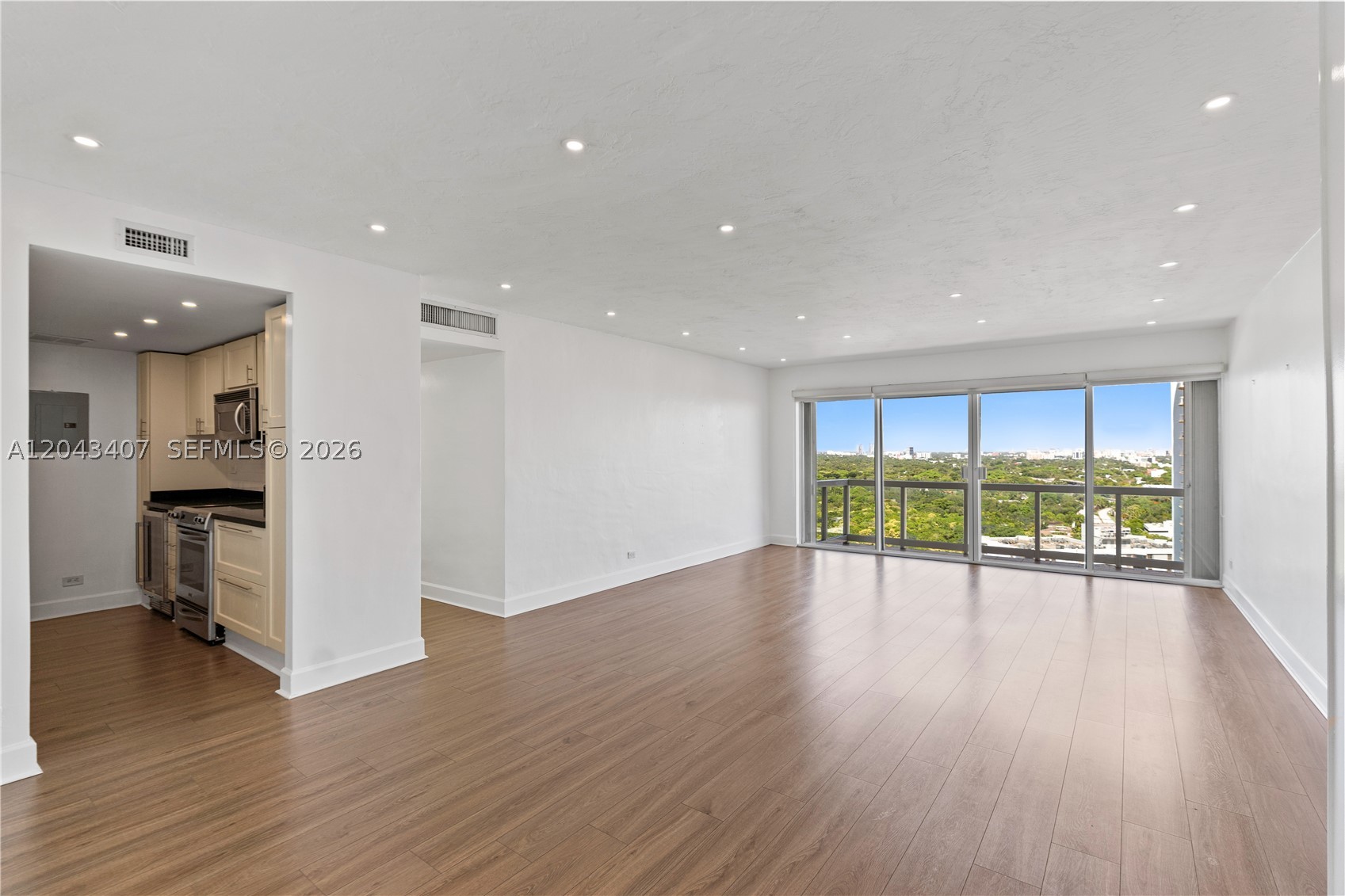 2451 Brickell Ave #PHL Miami, FL 33129