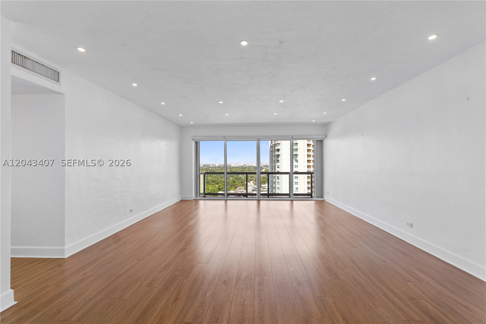 2451 Brickell Ave #PHL Miami, FL 33129
