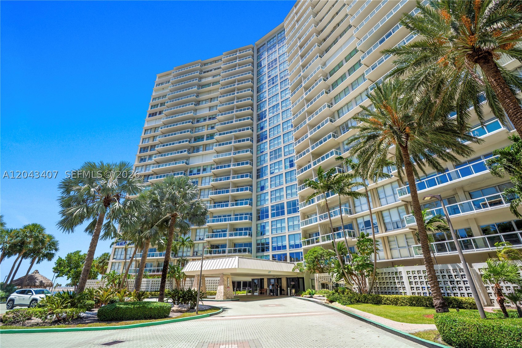 2451 Brickell Ave #PHL Miami, FL 33129