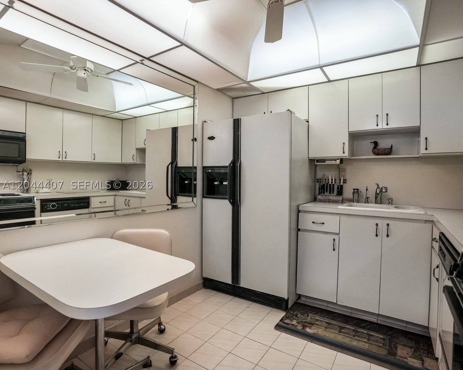 image Arlen House East10