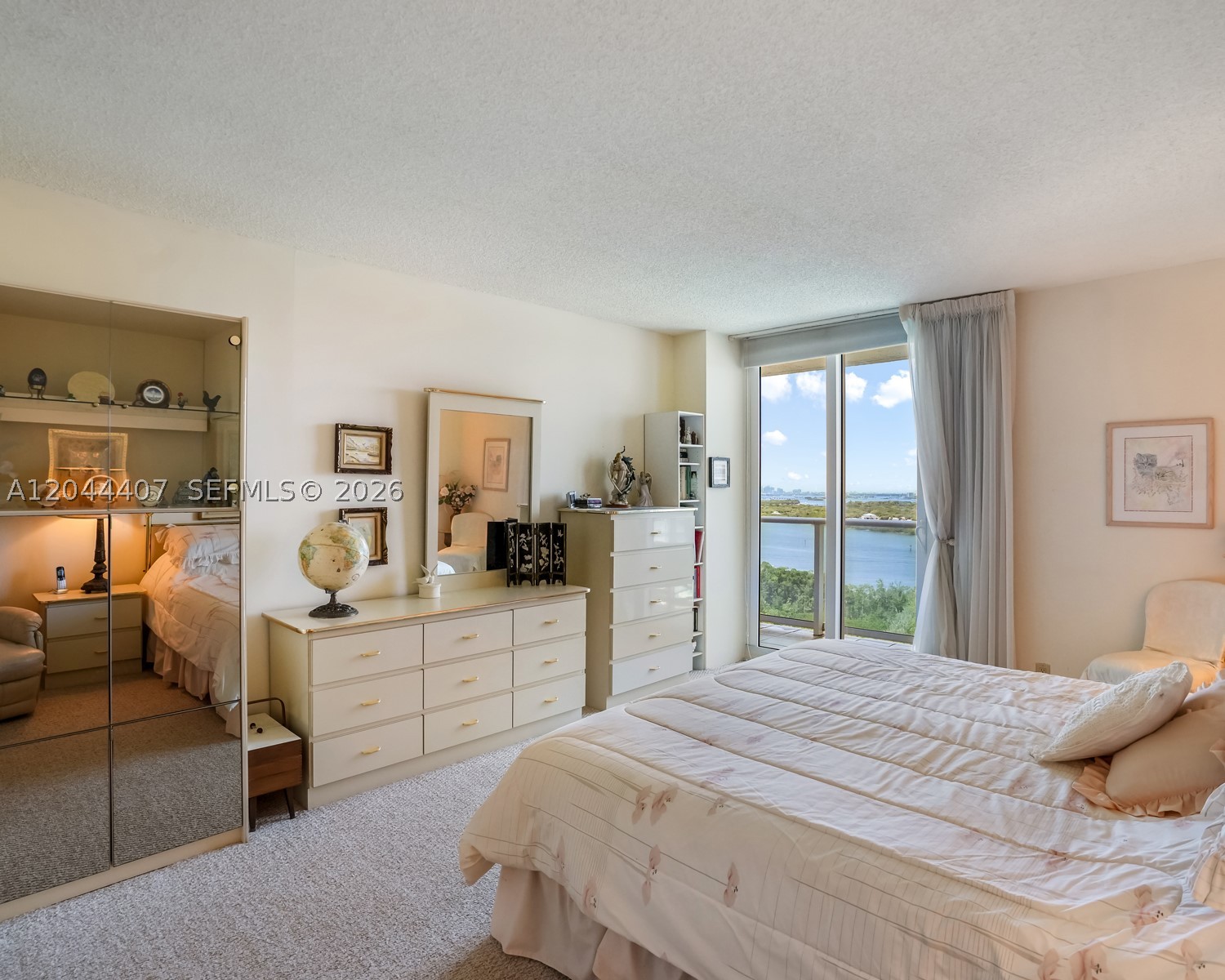 image Arlen House East13