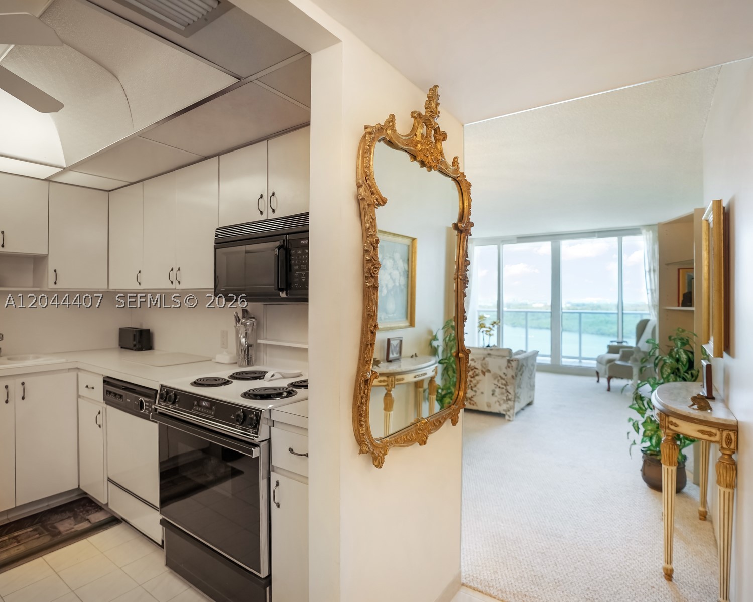 image Arlen House East8
