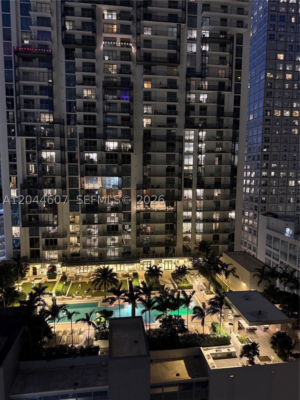 300 Biscayne Blvd Way #1909 Miami, FL 33131