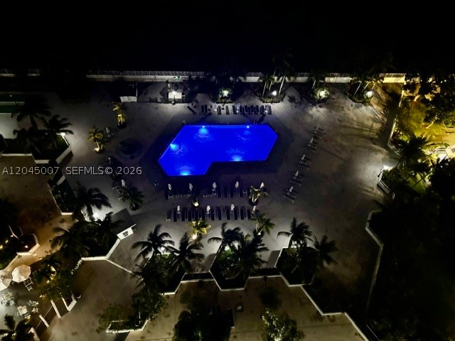 100 Bayview Dr #2124 Sunny Isles Beach, FL 33160
