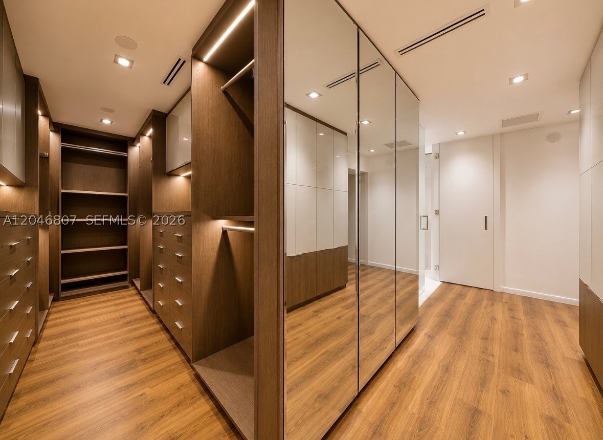 260 S Coconut Ln Miami Beach, FL 33139