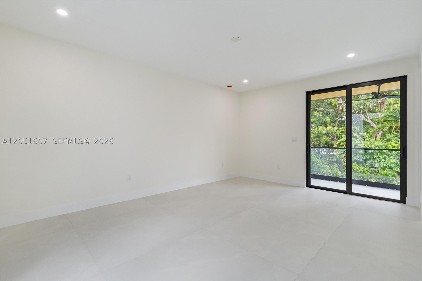 6359 SW 34th St Miami, FL 33155