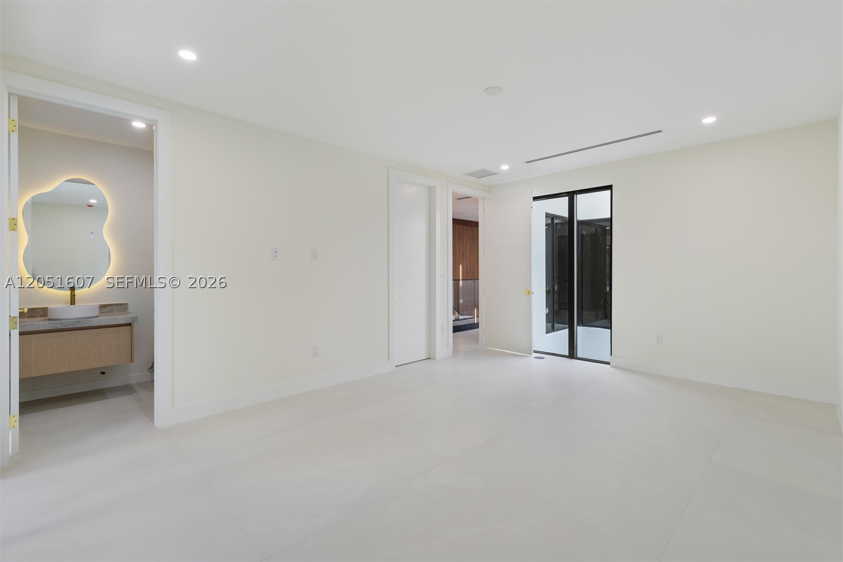 6359 SW 34th St Miami, FL 33155