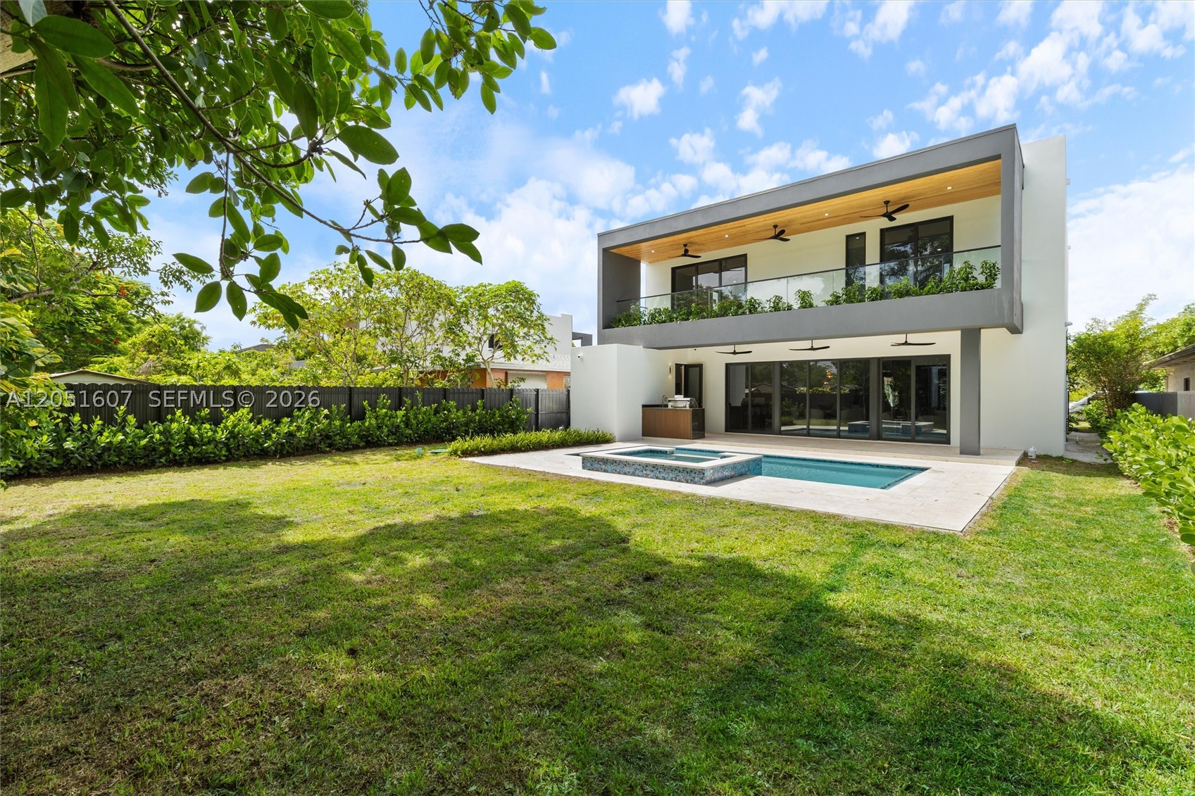 6359 SW 34th St Miami, FL 33155
