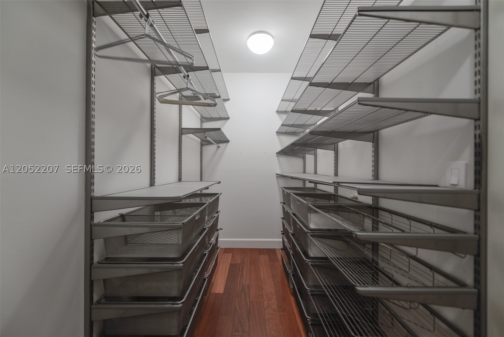 image Grovenor House46