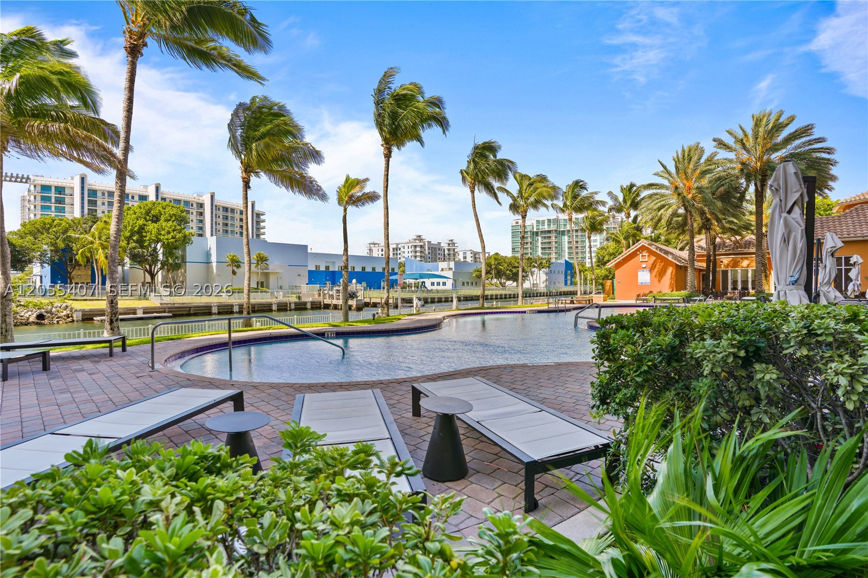 image Aventura Marina 240