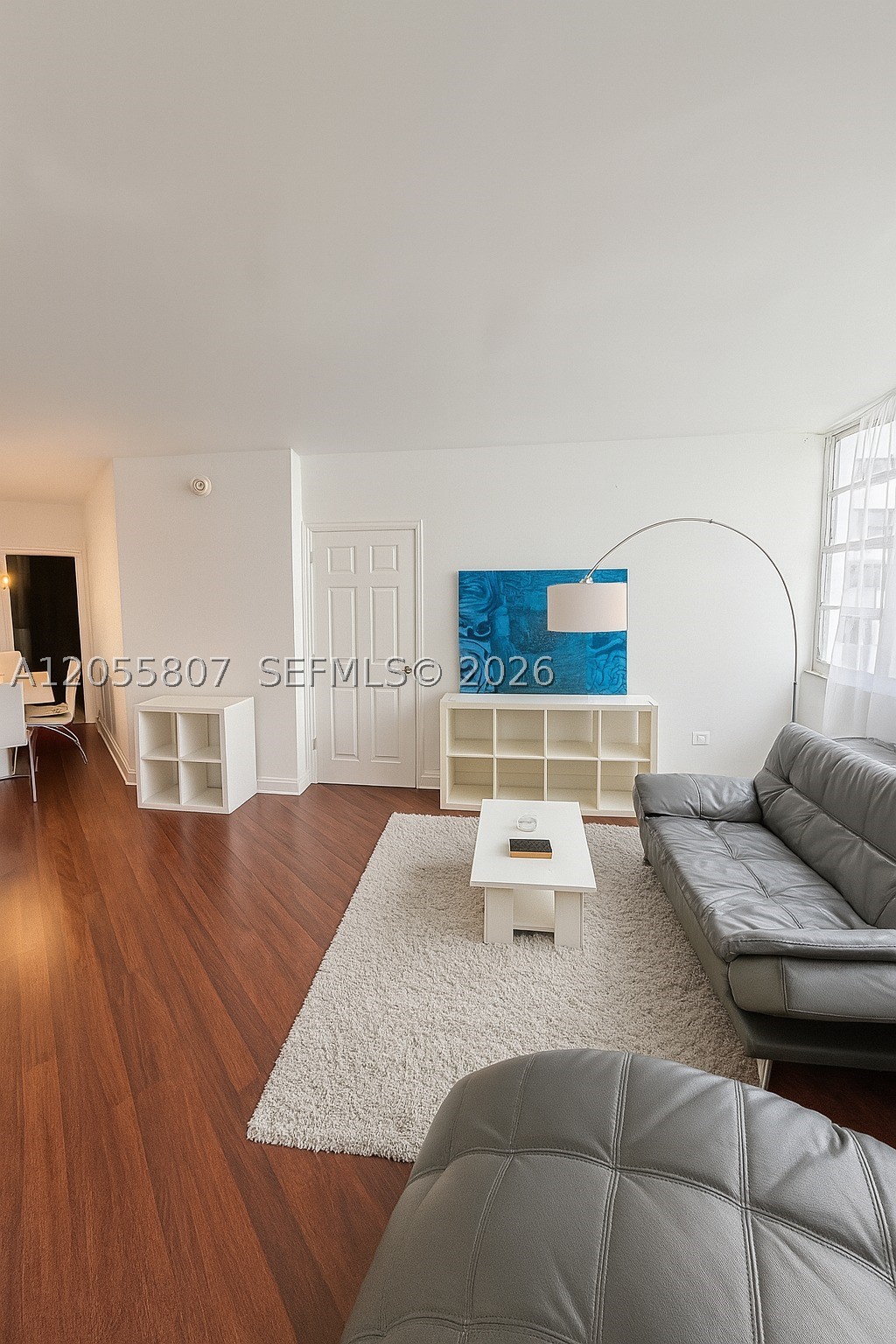 905 Brickell Bay Dr #1022 Miami, FL 33131