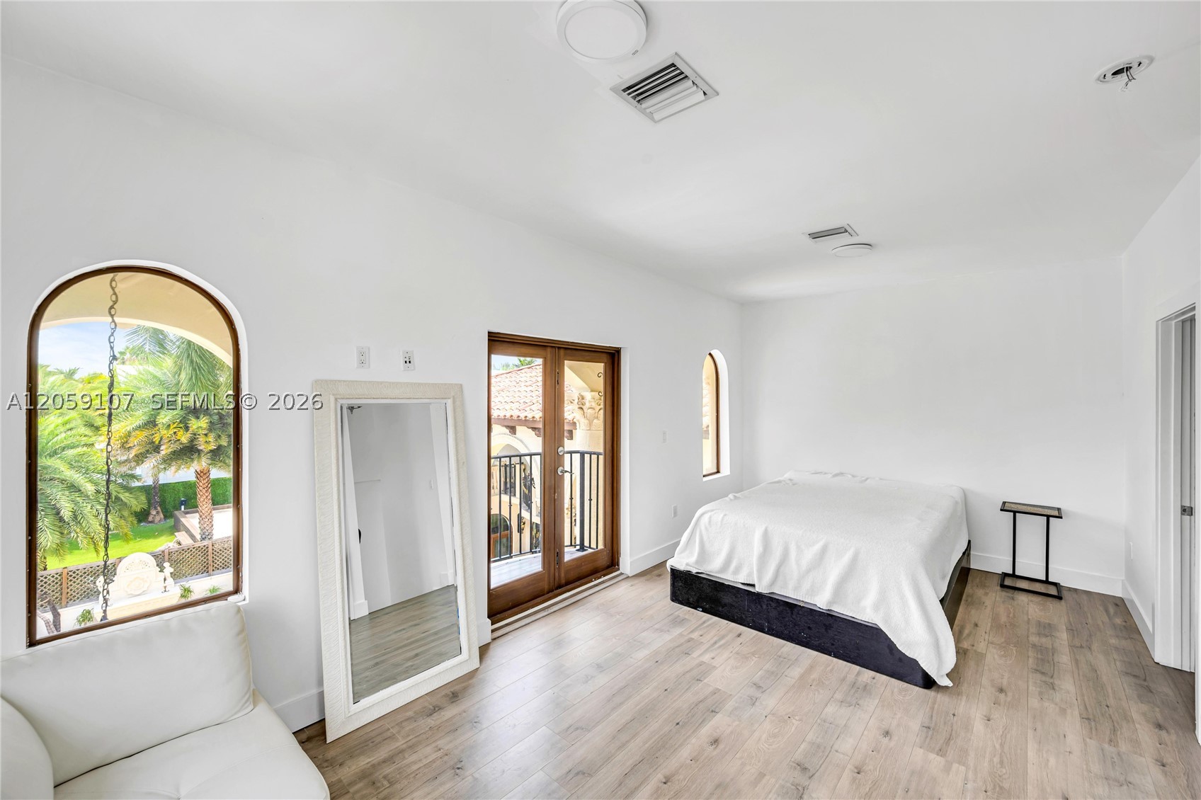 270 Atlantic Ave Sunny Isles Beach, FL 33160