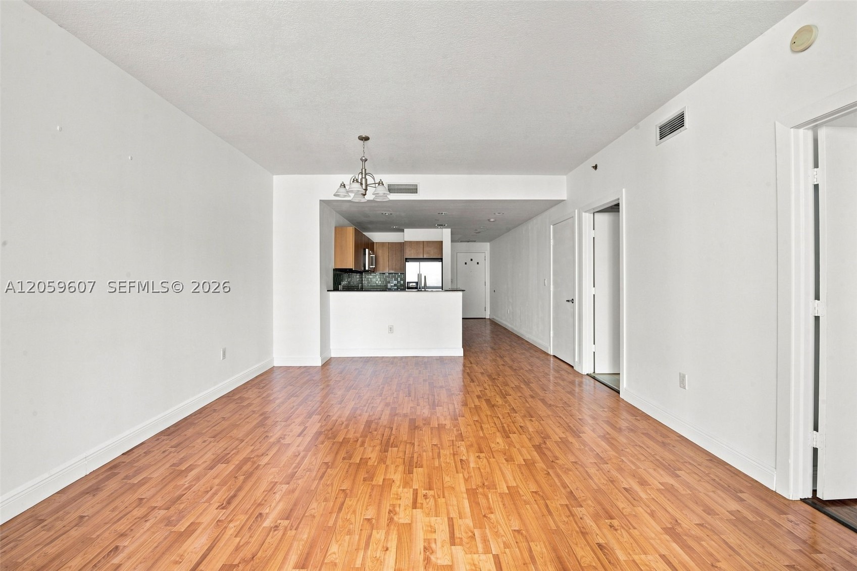 image 1060 Brickell - 10602