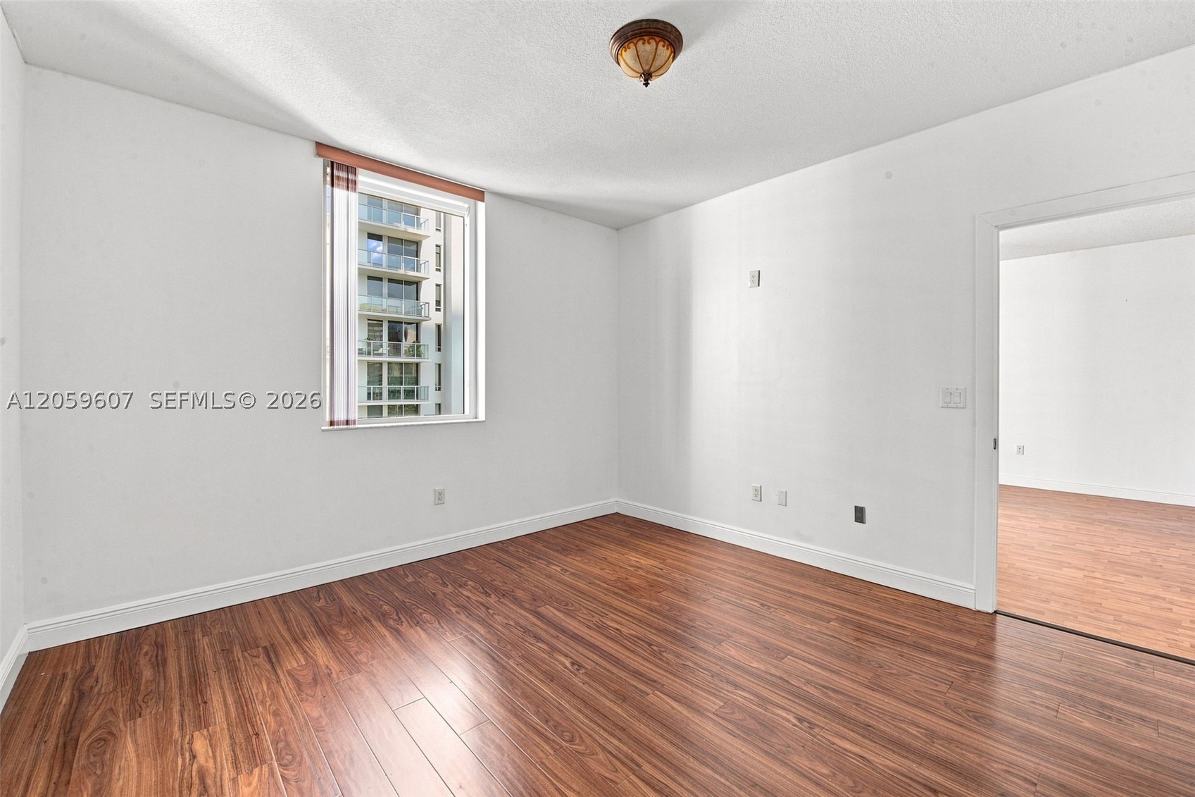 image 1060 Brickell - 10607