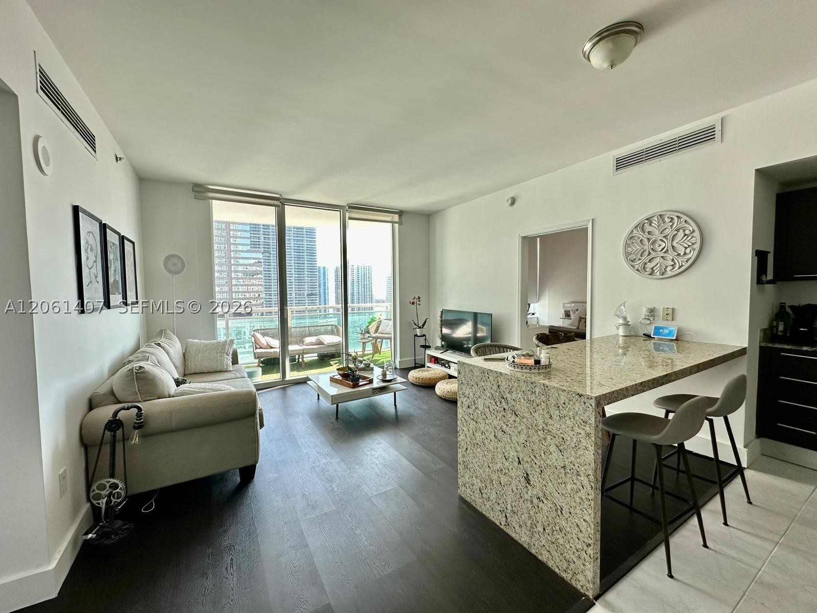 image The Plaza on Brickell East1