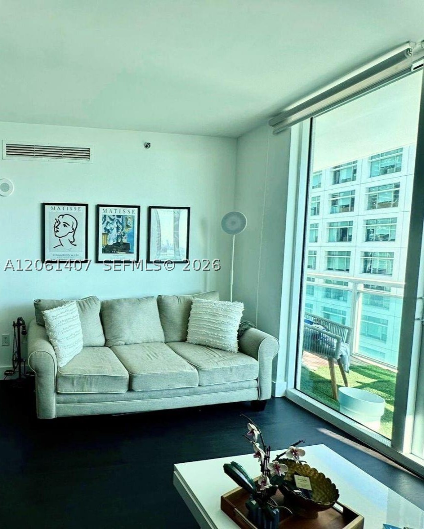 image The Plaza on Brickell East6