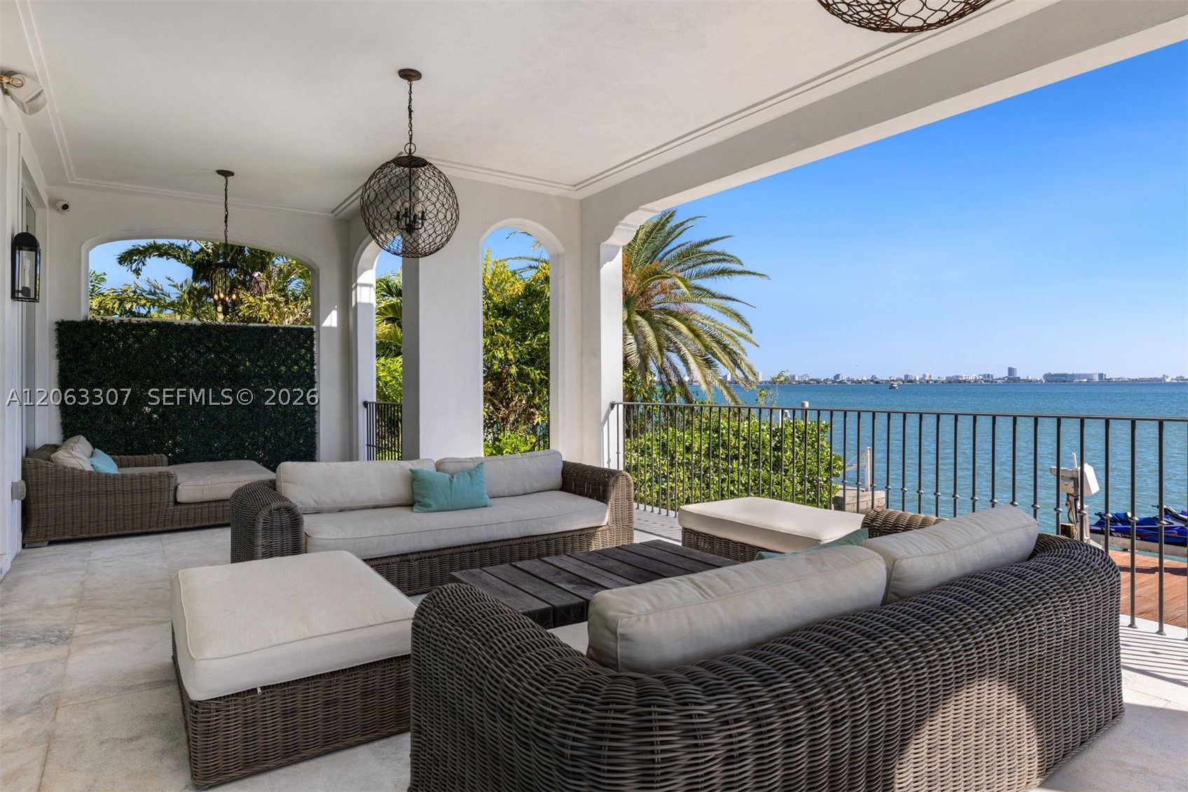 1460 S Treasure Dr North Bay Village, FL 33141