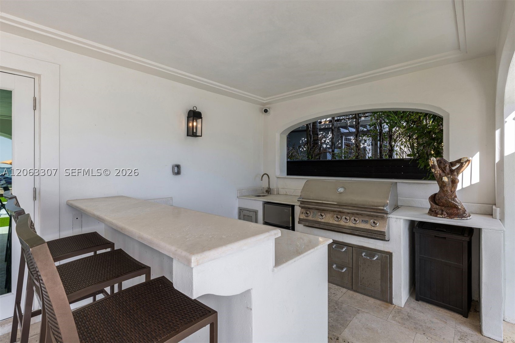 1460 S Treasure Dr North Bay Village, FL 33141