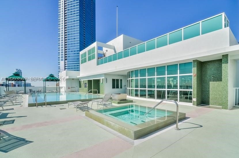 image Emerald at Brickell34