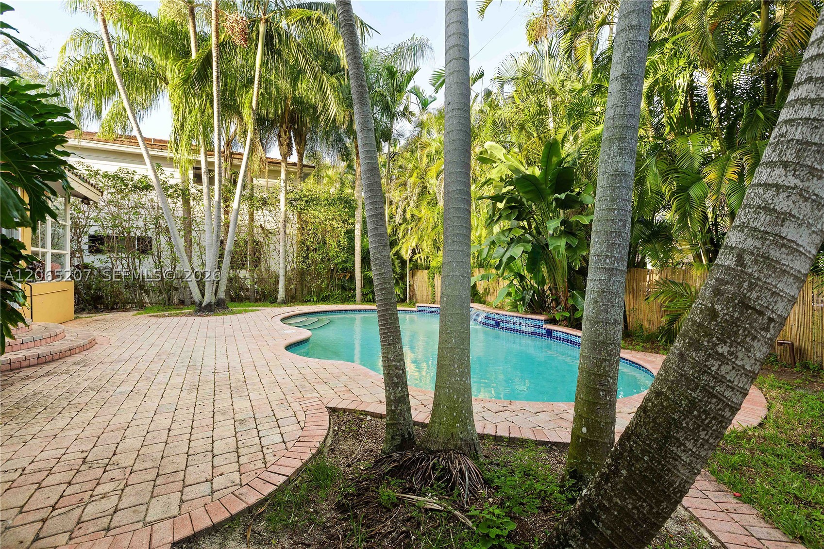 6315 Maynada St Coral Gables, FL 33146