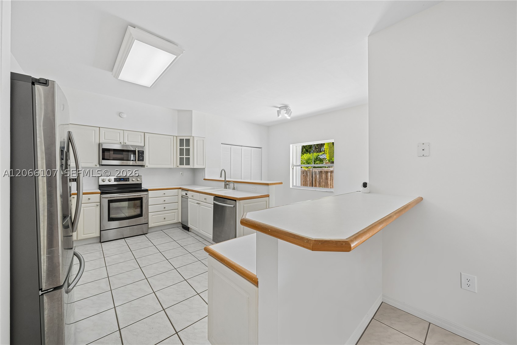 7605 SW 147th St Palmetto Bay, FL 33158