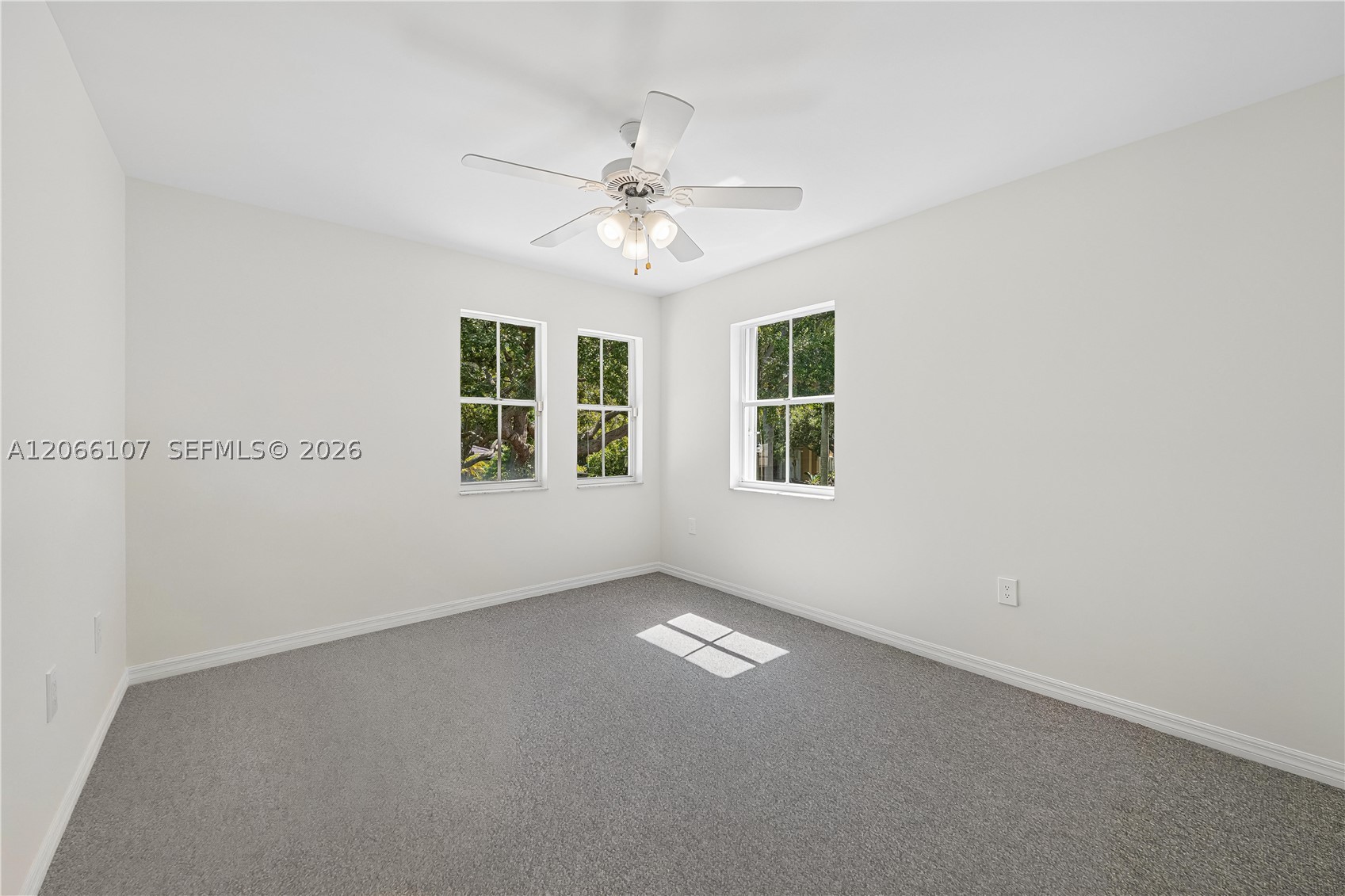 7605 SW 147th St Palmetto Bay, FL 33158