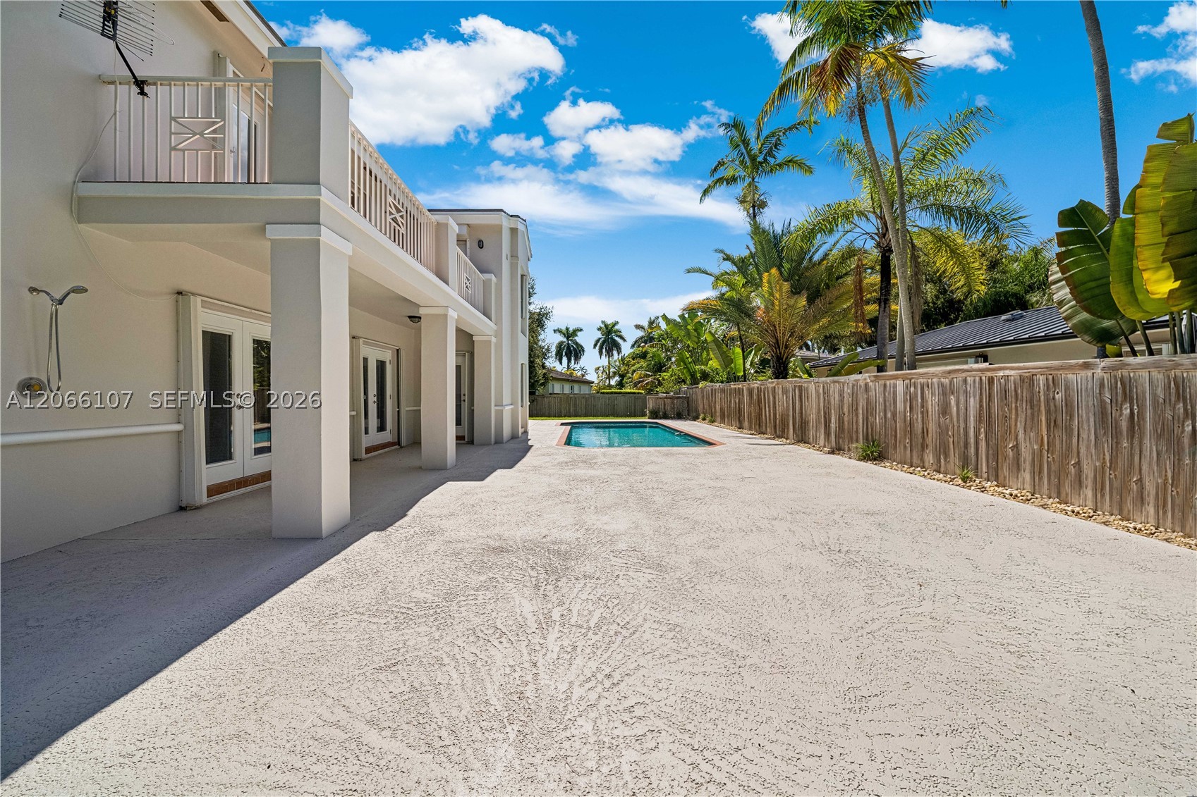 7605 SW 147th St Palmetto Bay, FL 33158