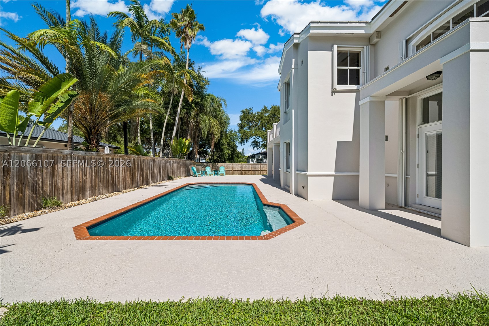 7605 SW 147th St Palmetto Bay, FL 33158