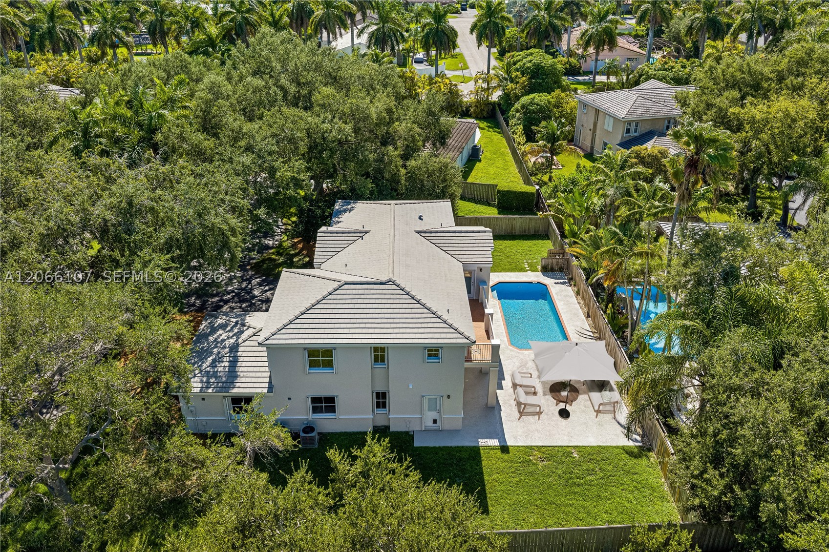 7605 SW 147th St Palmetto Bay, FL 33158