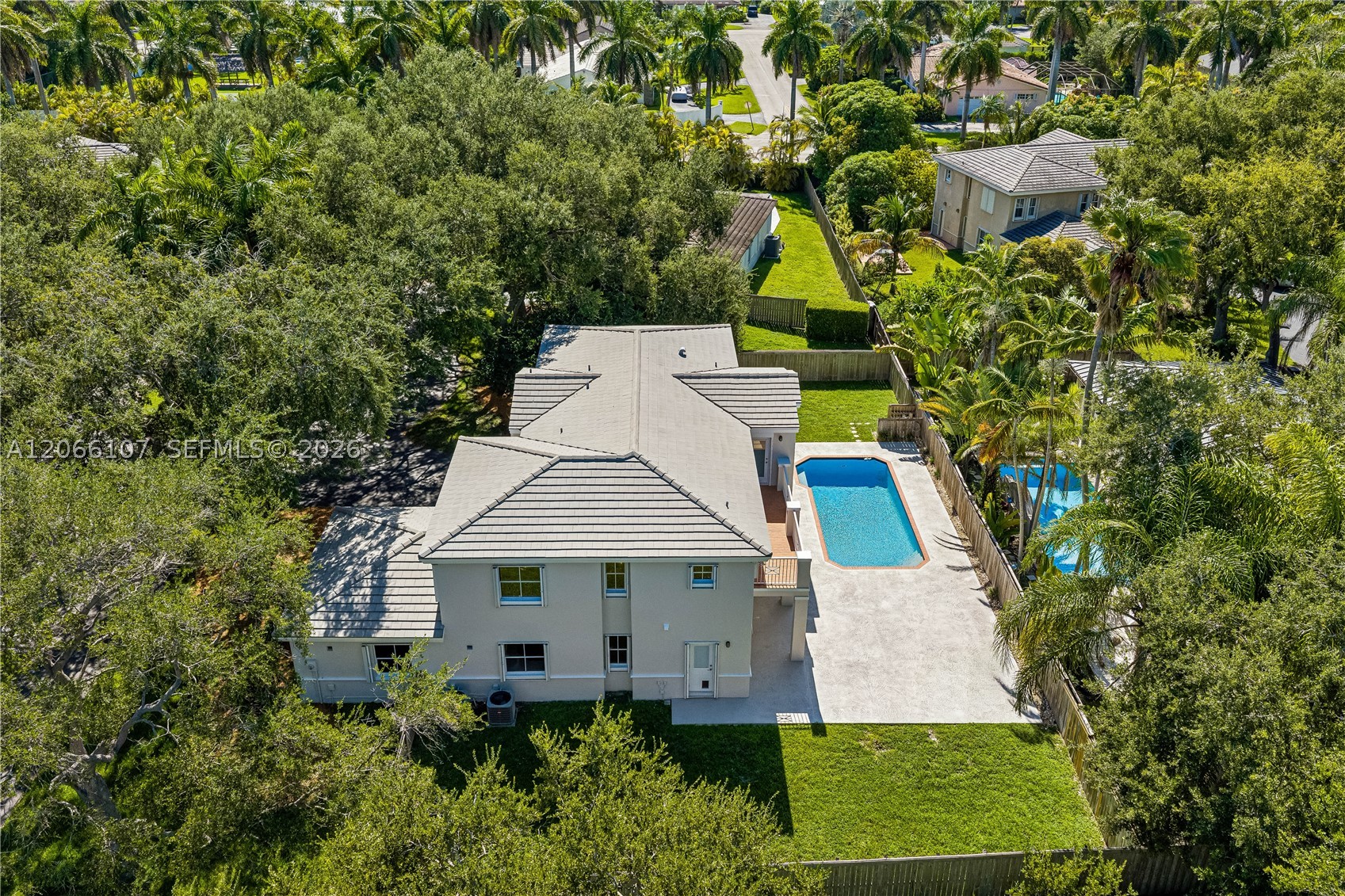 7605 SW 147th St Palmetto Bay, FL 33158