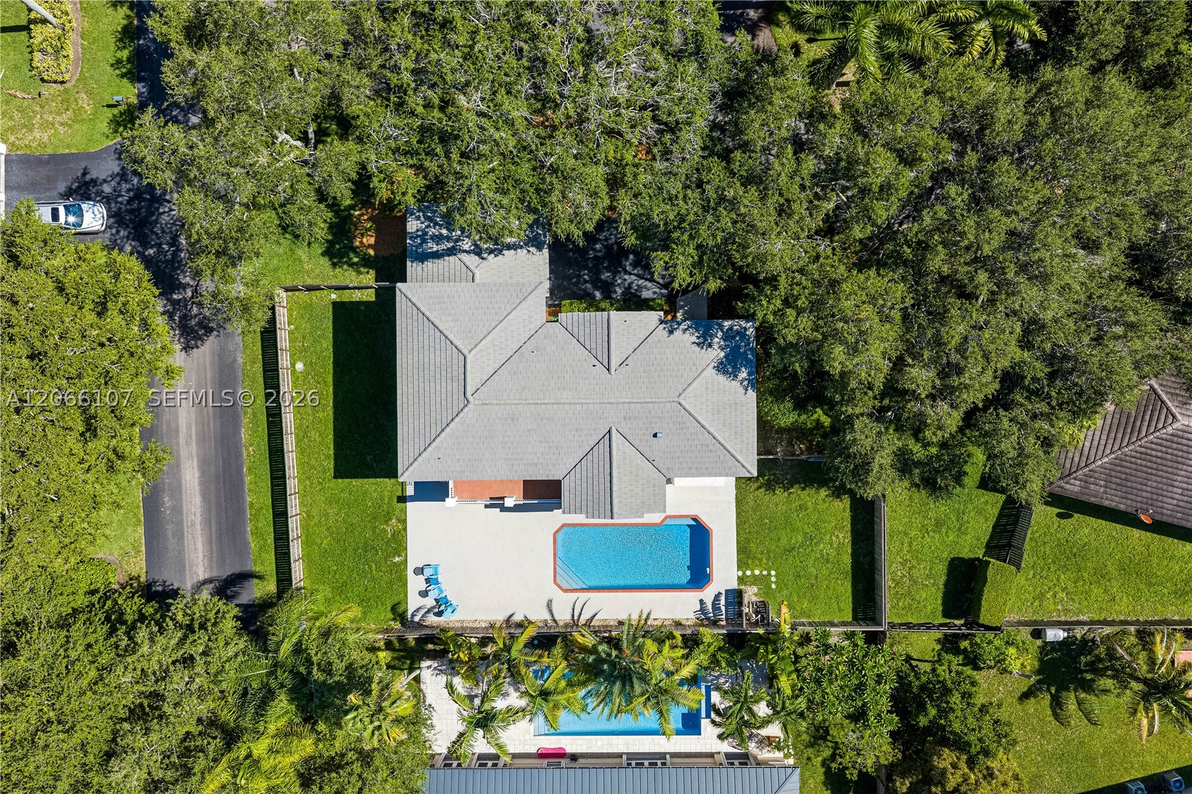 7605 SW 147th St Palmetto Bay, FL 33158