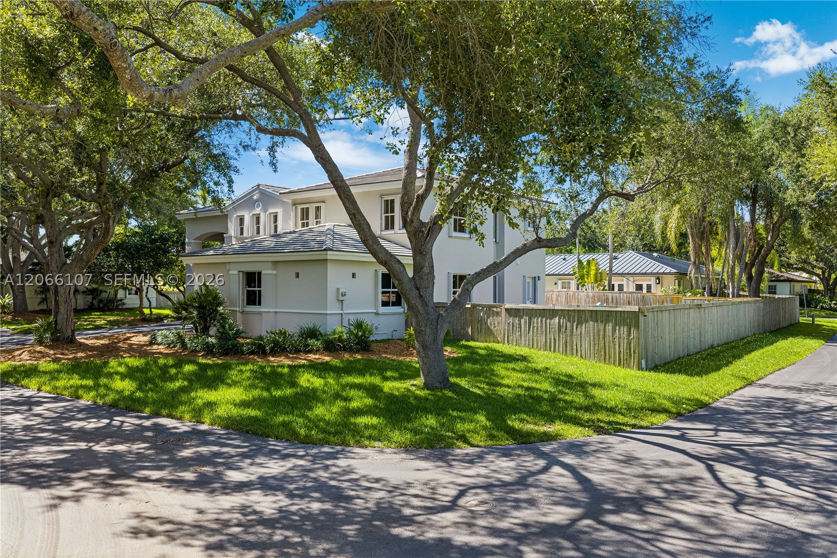 7605 SW 147th St Palmetto Bay, FL 33158