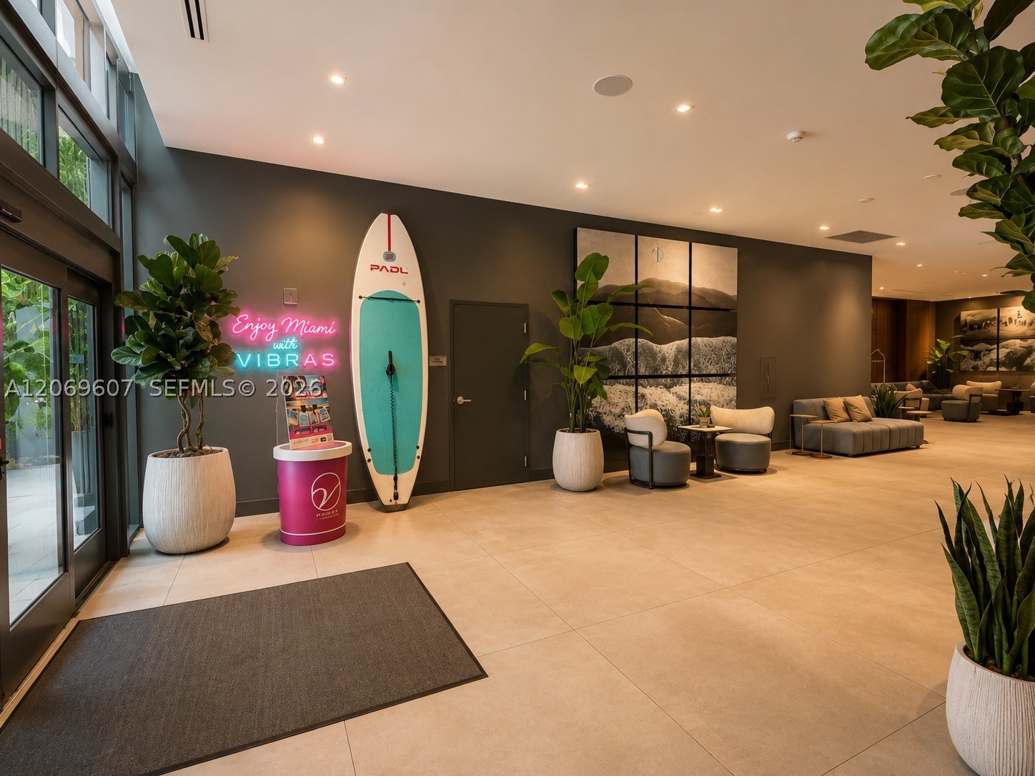 image Smart Brickell III17