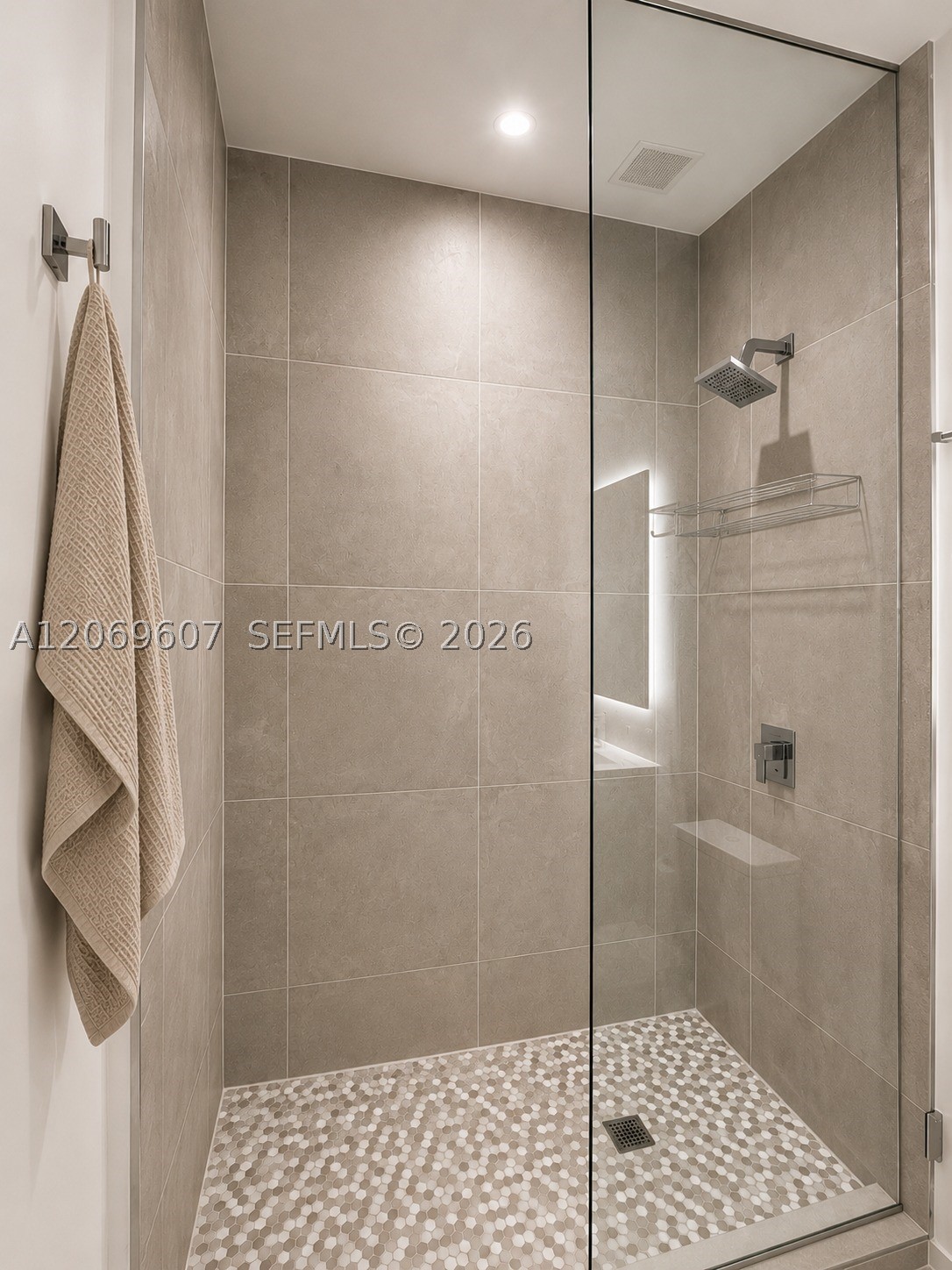 image Smart Brickell III28