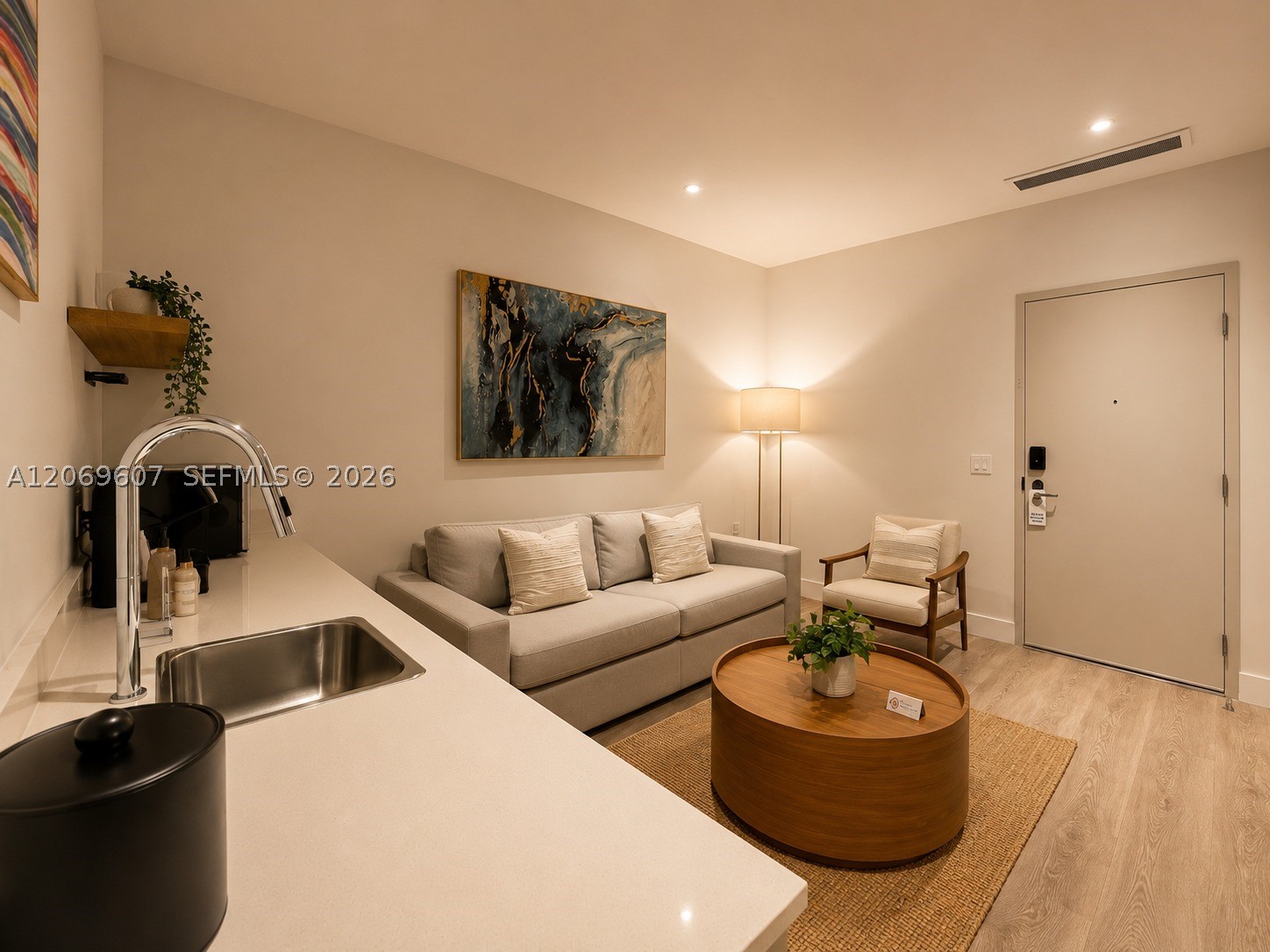 image Smart Brickell III4