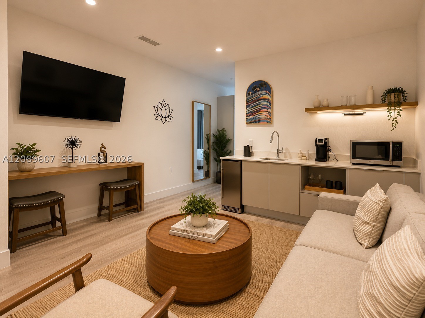 image Smart Brickell III8