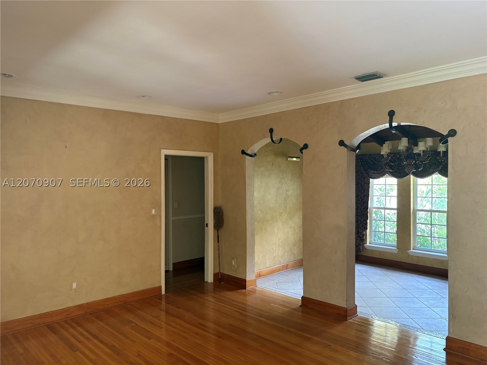 805 Paradiso Ave #805 Coral Gables, FL 33146