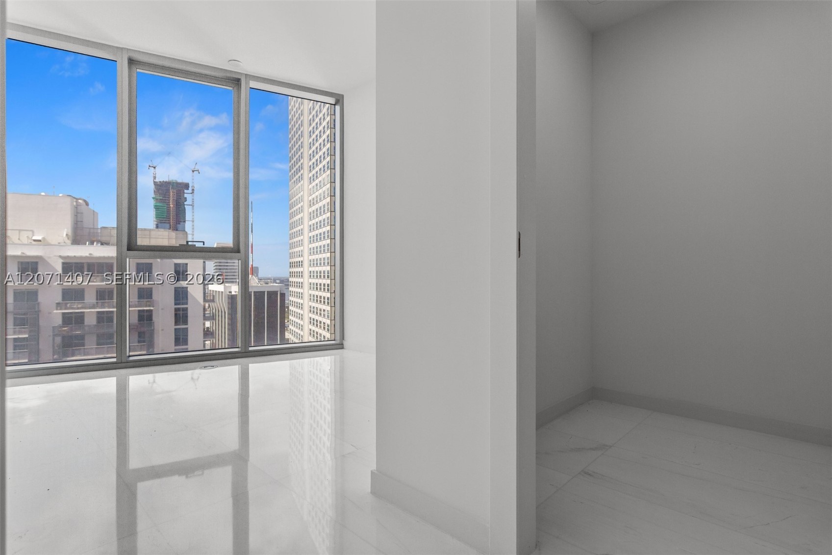 300 Biscayne Blvd Way #4303C Miami, FL 33131