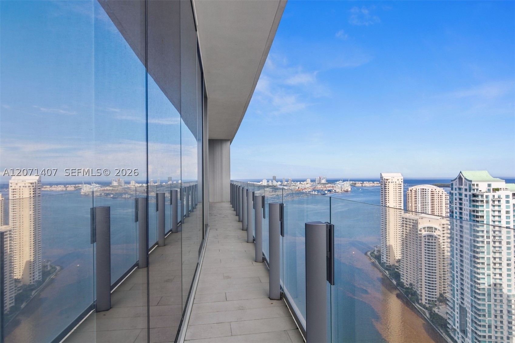 300 Biscayne Blvd Way #4303C Miami, FL 33131