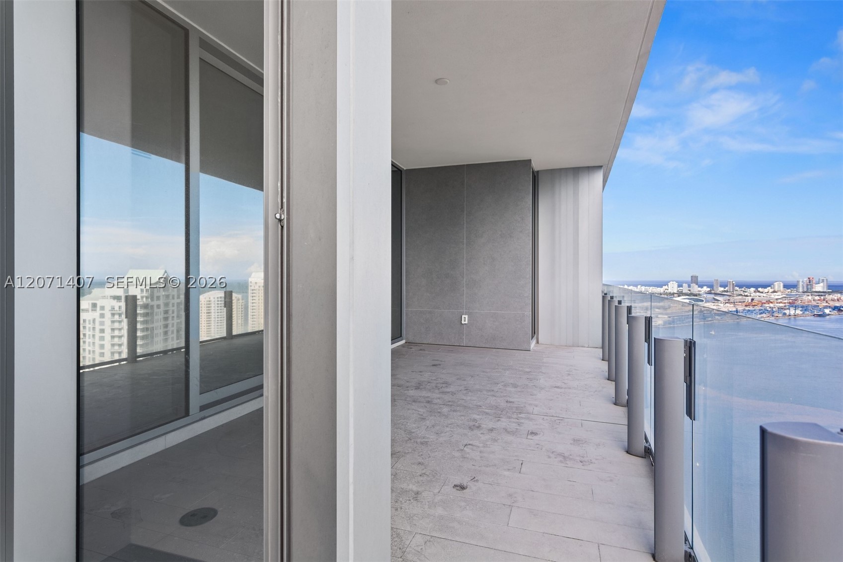 300 Biscayne Blvd Way #4303C Miami, FL 33131