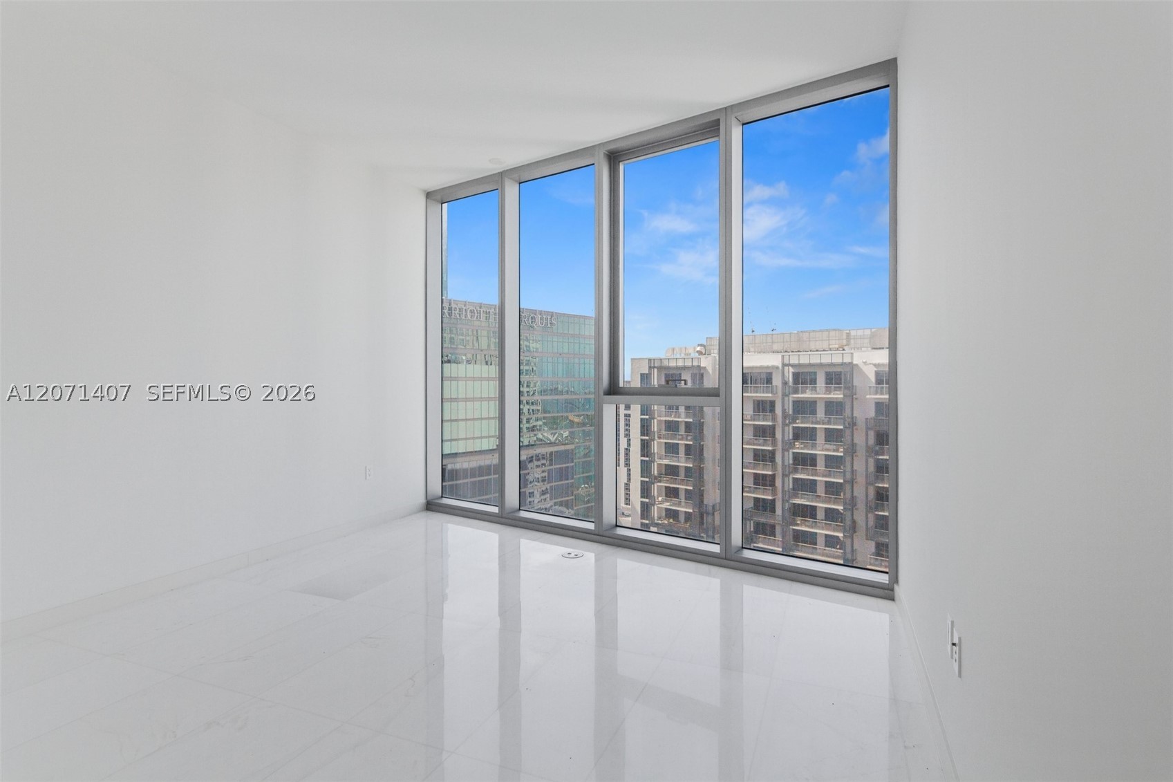 300 Biscayne Blvd Way #4303C Miami, FL 33131