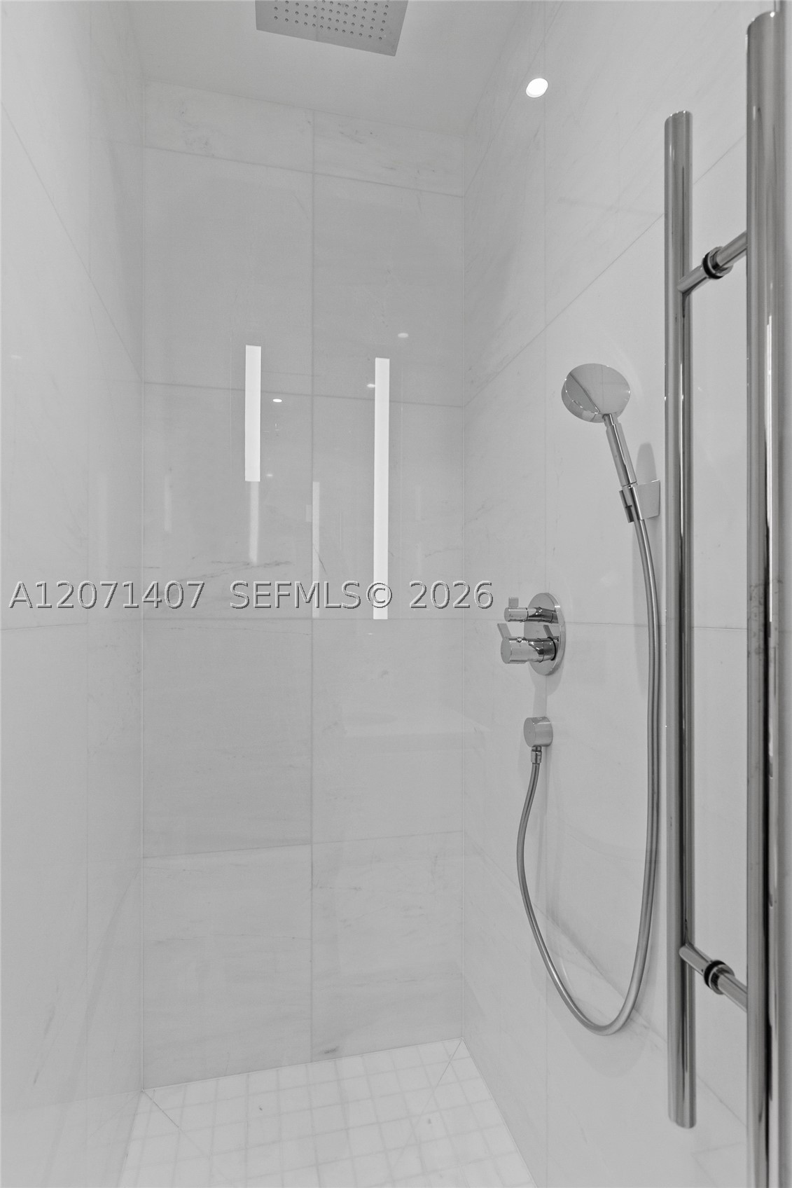 300 Biscayne Blvd Way #4303C Miami, FL 33131