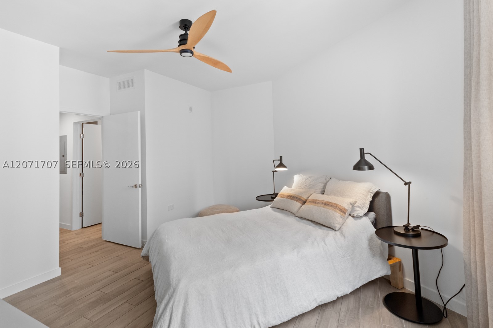 image Nine at Mary Brickell Village17