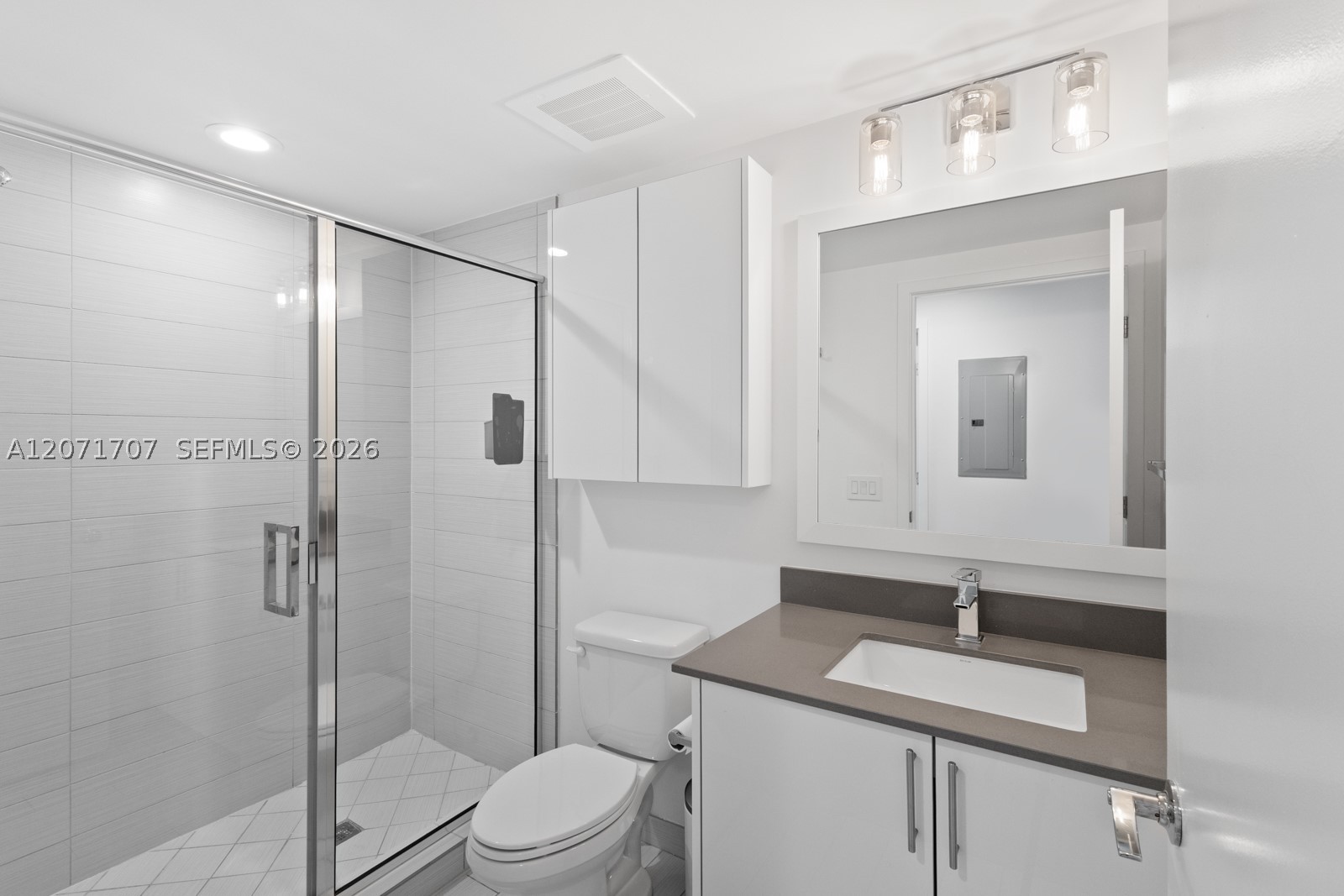 image Nine at Mary Brickell Village20